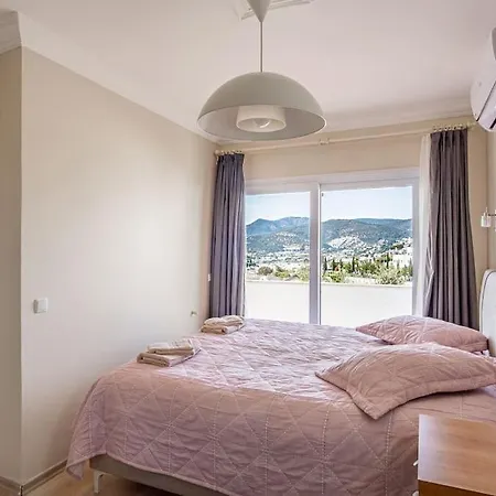 3br Duplex Close To Center Вилла